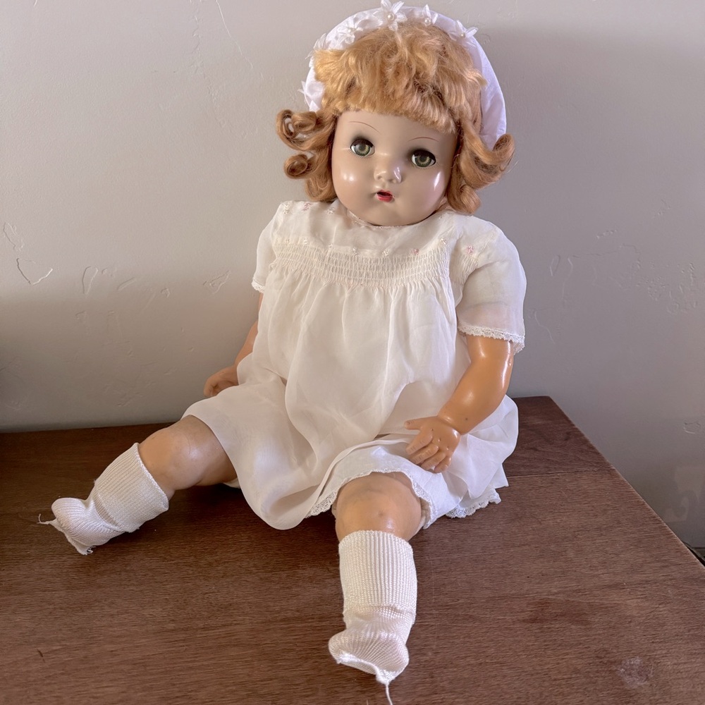 Vintage Baby Doll Strawberry Blonde Curled Hair Cry Baby Voice Blinking Eyes